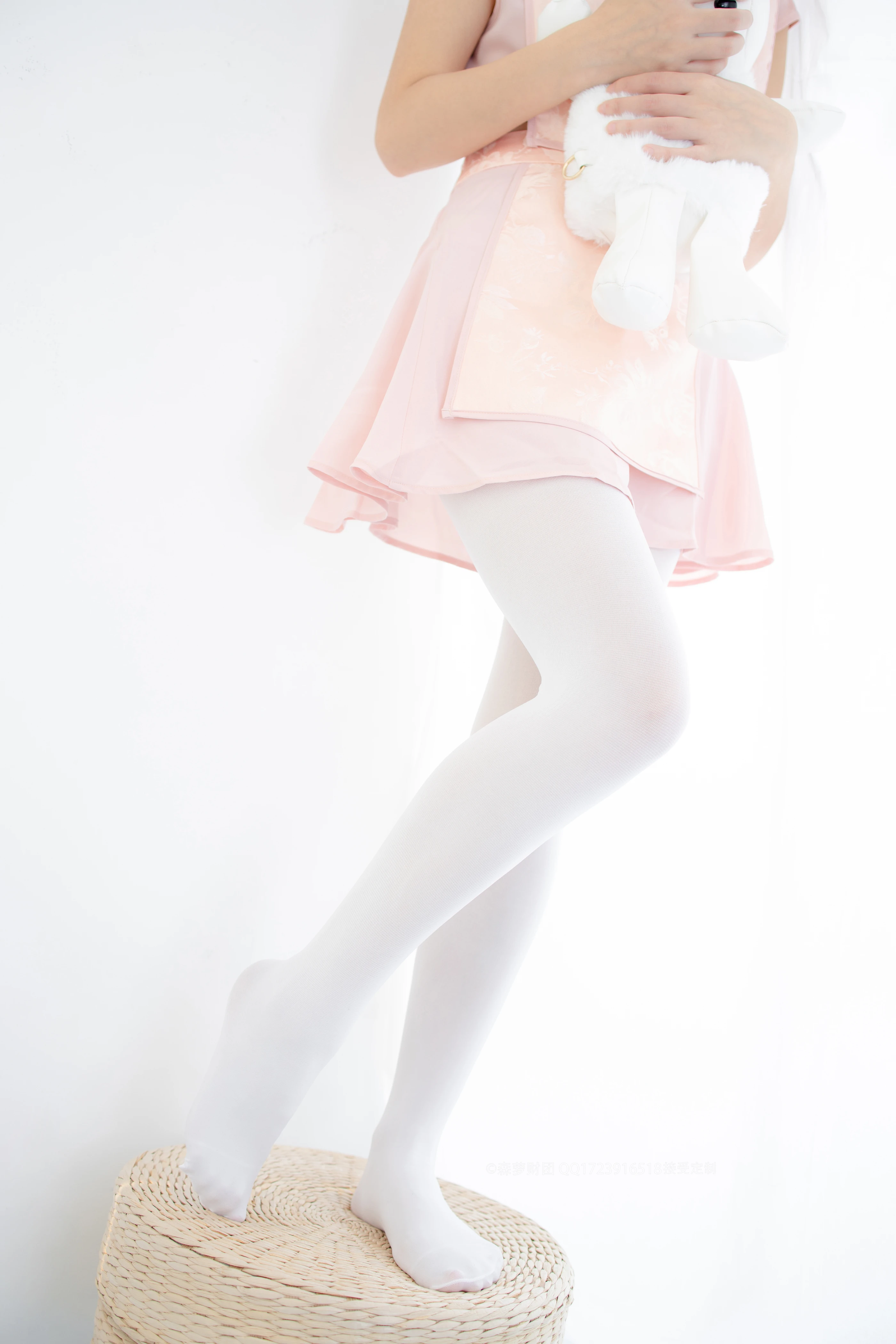 森萝财团 X-052 [66P 1V]插图